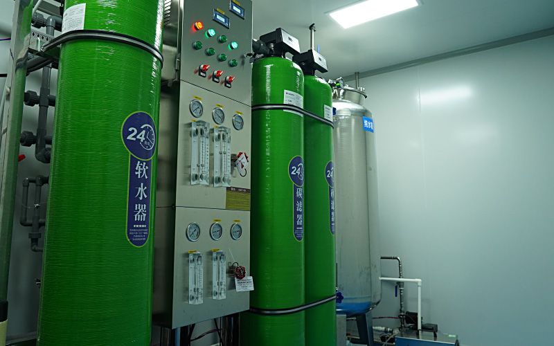 Water generator